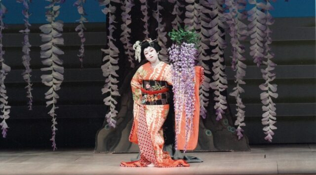 日本舞踊 藤娘 舞台写真7